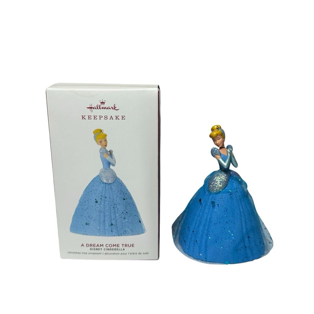 Hallmark A Dream Come True Disney Princess Cinderella Christmas Ornament NEW